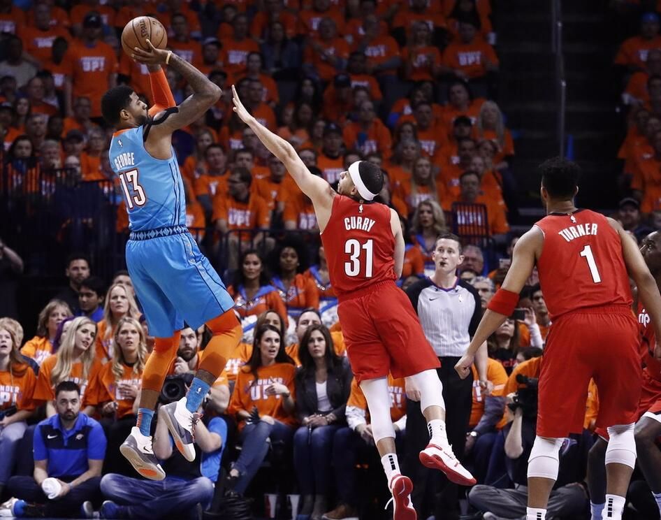  波鸿主场灯光故障，与美因茨比赛延期引争议  