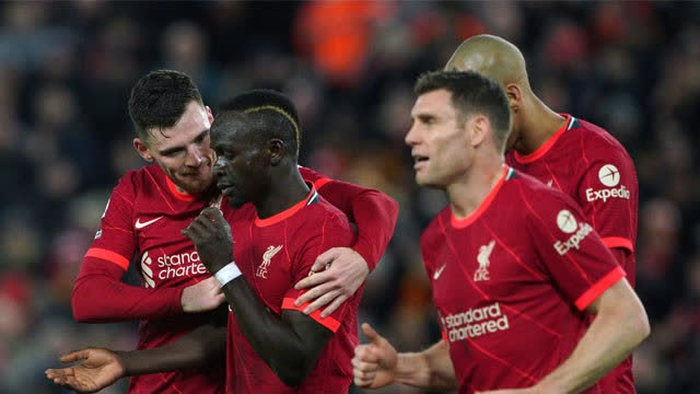  利物浦主场大胜，萨拉赫梅开二度  